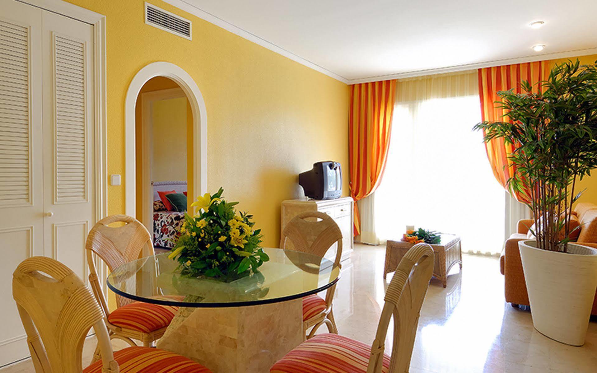 Oliva Nova Beach And Golf Resort Ayelo de Rugat Exterior photo